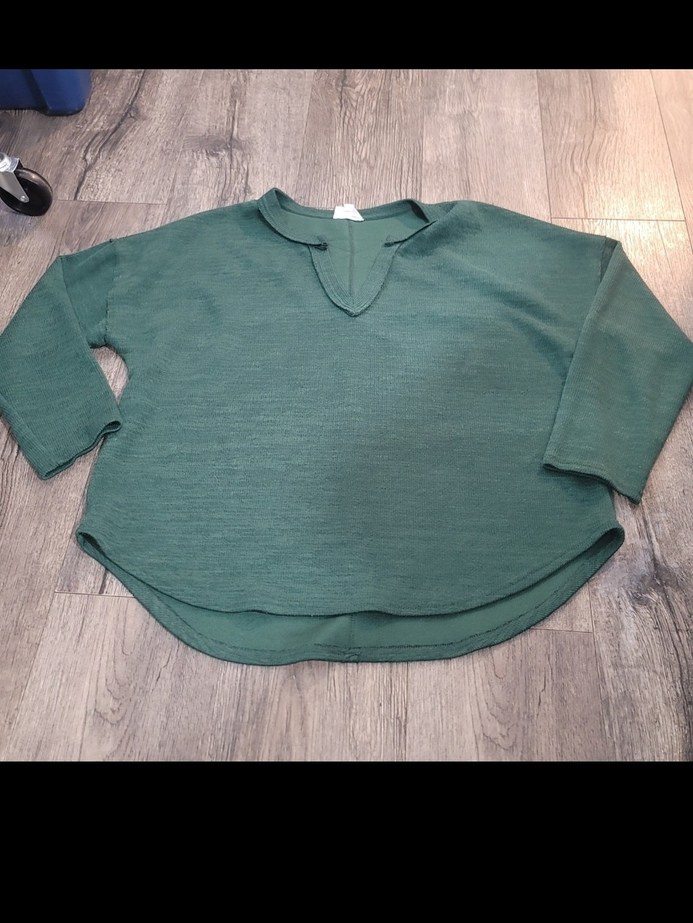 Blu Pepper Forest Green Pullover Top